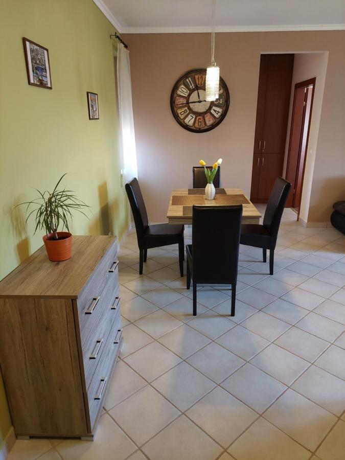 Samuci Apartman Hajdúszoboszló Exterior foto