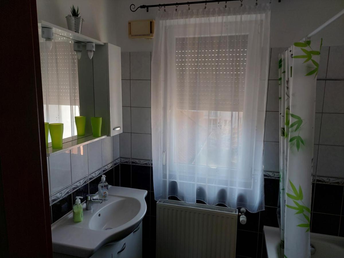 Samuci Apartman Hajdúszoboszló Exterior foto
