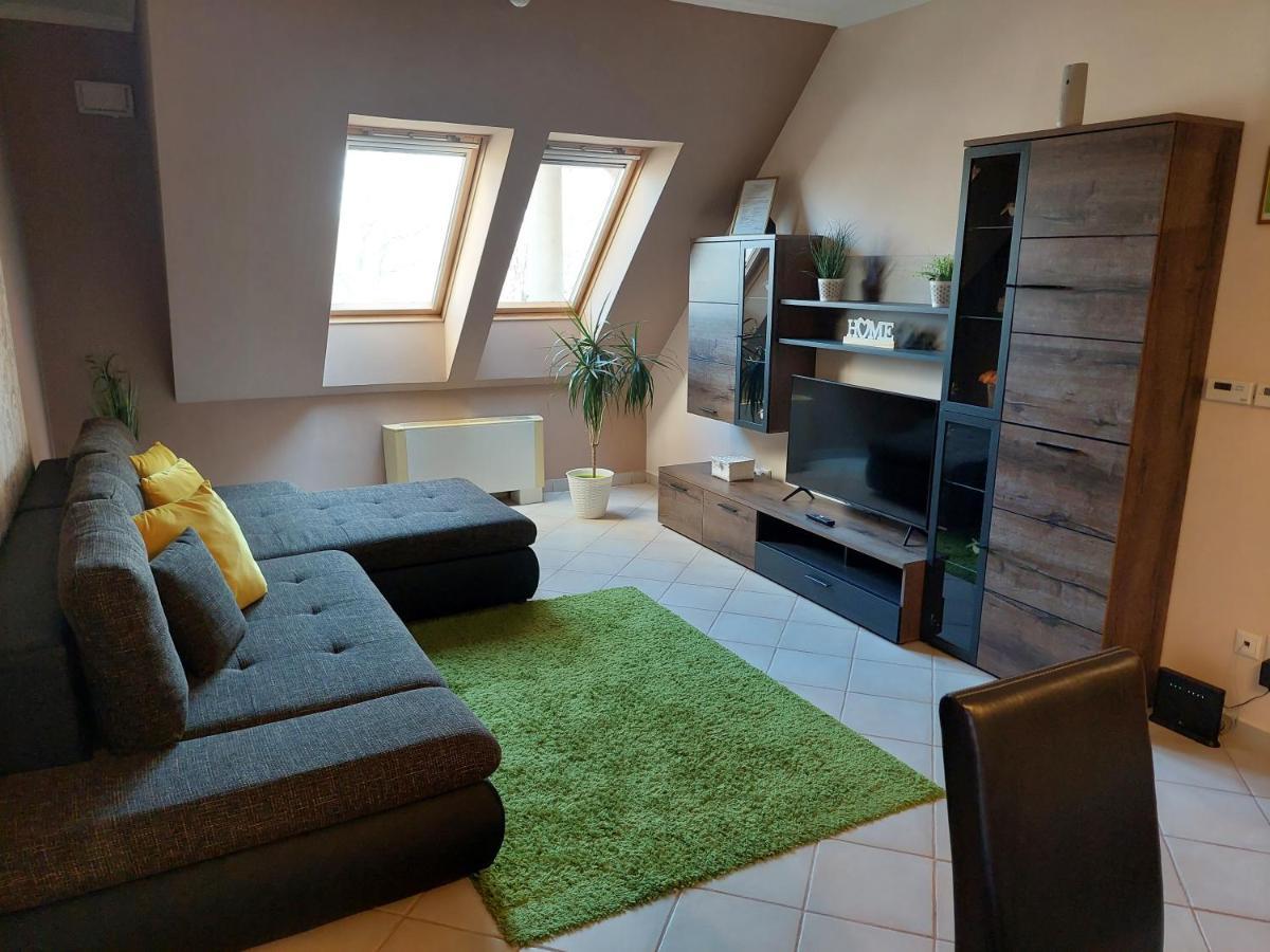 Samuci Apartman Hajdúszoboszló Exterior foto