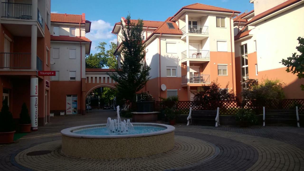 Samuci Apartman Hajdúszoboszló Exterior foto